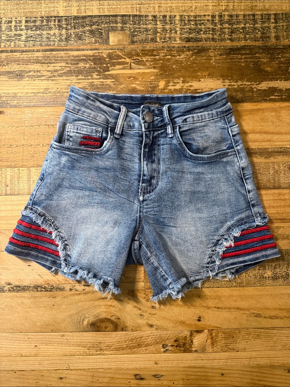 Everstretch Patriotic short women’s size small